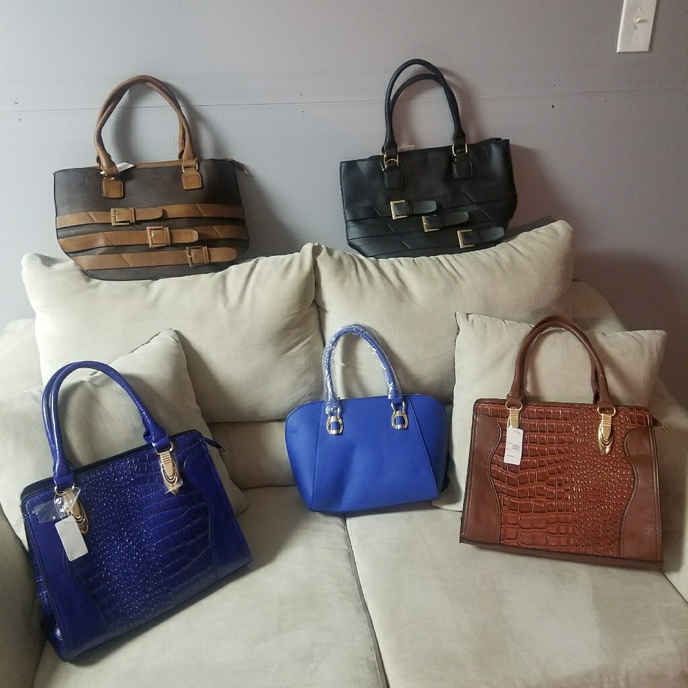 Purses - Picture 4 of 4